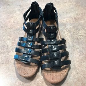 Cabelas black leather gladiator sandals sz 7